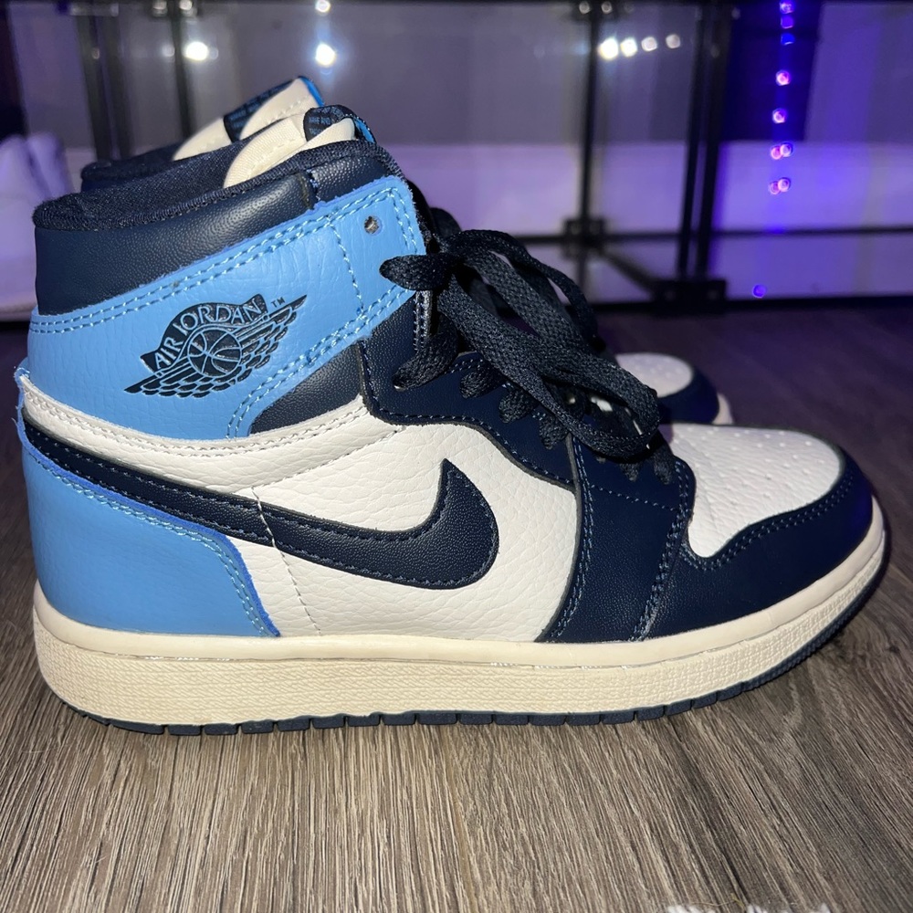 Obsidian Aj1 Size 5.5 Used Like New Condition - image 4